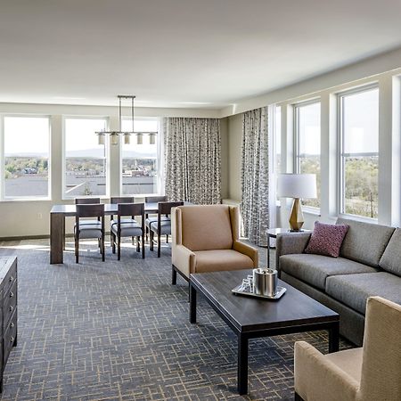 Hotel Madison & Shenandoah Conference Ctr. Харисонбург Екстериор снимка