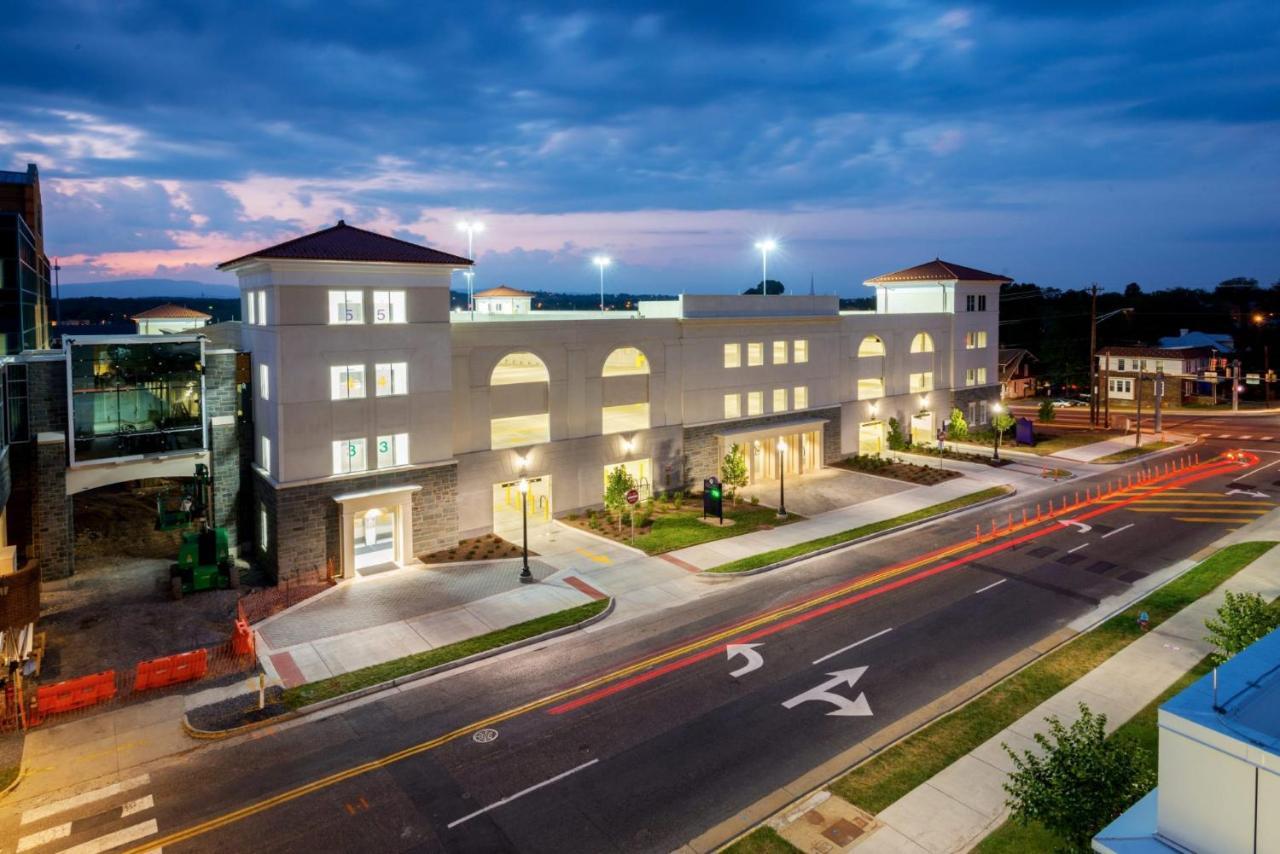 Hotel Madison & Shenandoah Conference Ctr. Харисонбург Екстериор снимка